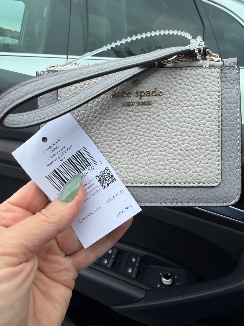 kate spade ♠️ NWT $129 Pebbled Leather Wristlet Card Holder Gray on Gray